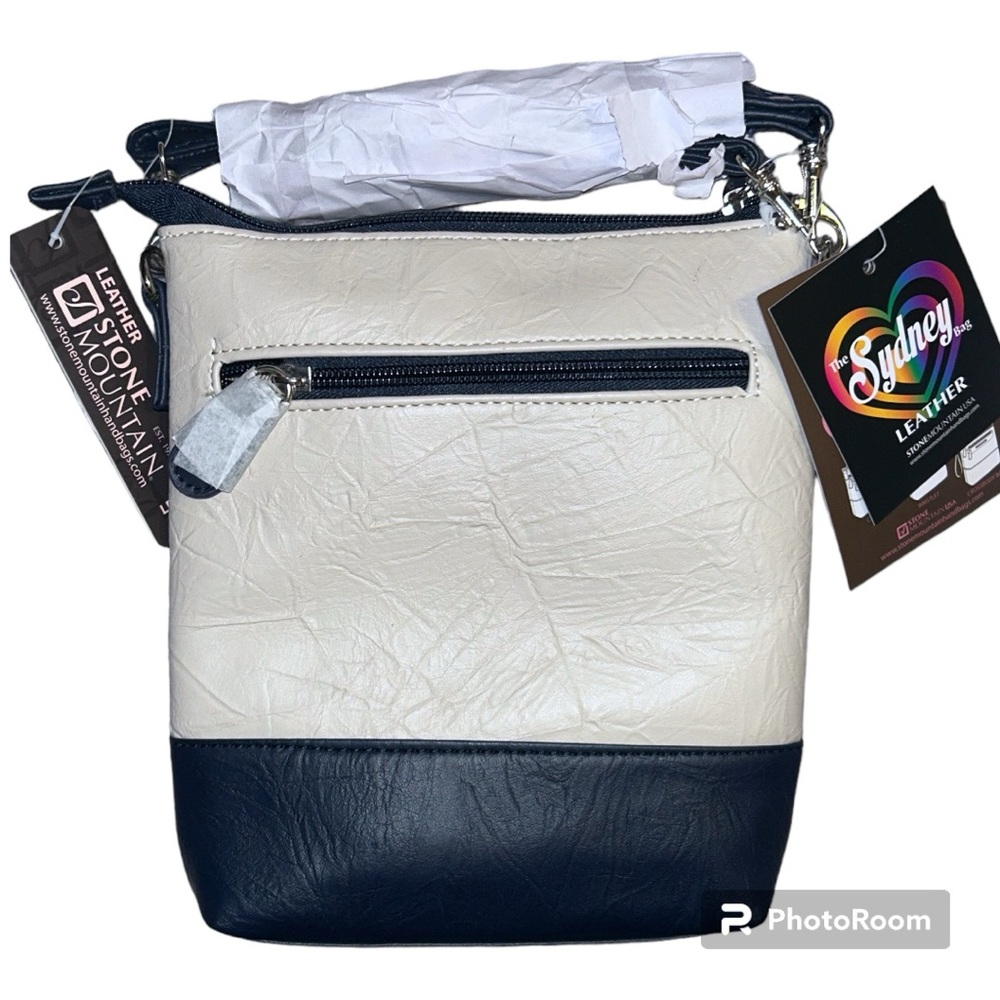 NWT Stone Mountain Nancy Leather Convertible Crossbody Purse Ivory Navy - Picture 2 of 6